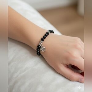 D'Bello Women's NWT Black Marbel Elephant Charm Beaded Stretchy Bracelet 🐈